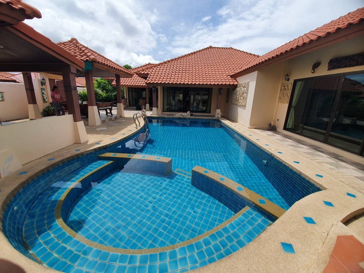 Huay-Yai Pool Villa For Sale and Rent - House -  - 